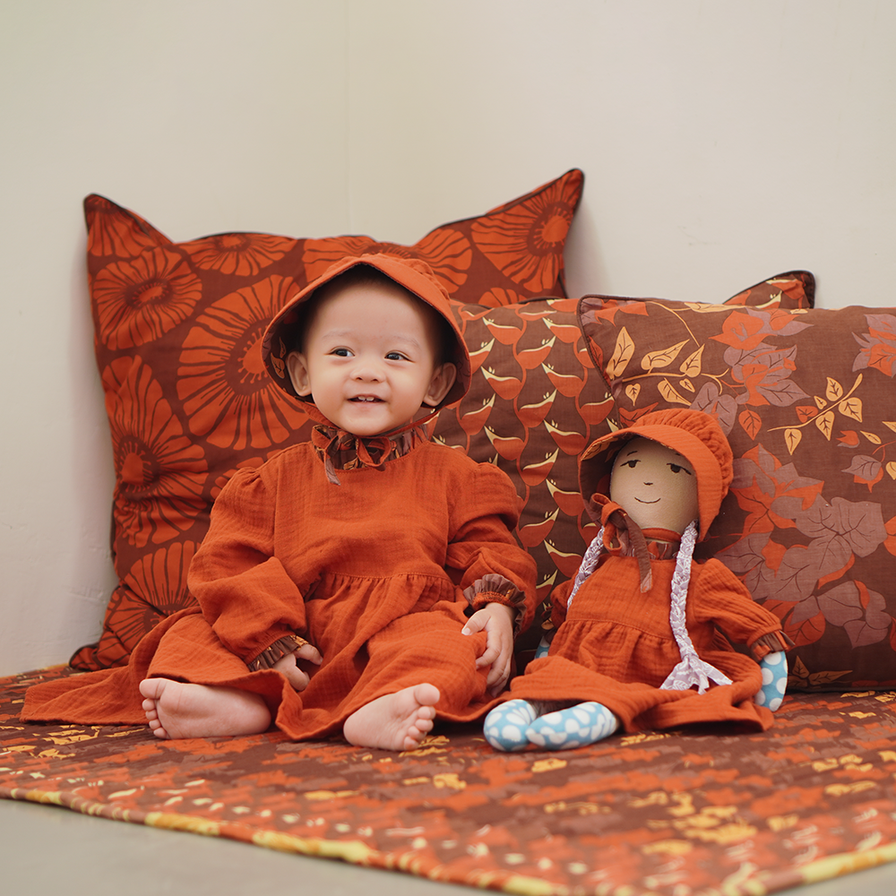 Prairie Dress Red (5 sizes) Prairie Dress Red (5 sizes)