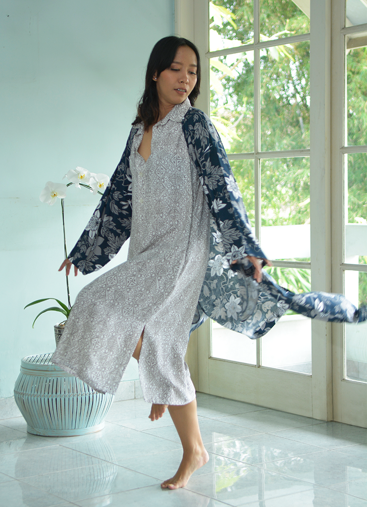 Kimono Robe | Passion Flower Navy Grey