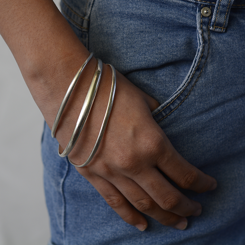 Silver Jewelry Deluxe weight Oval Bangle SALE – balizen